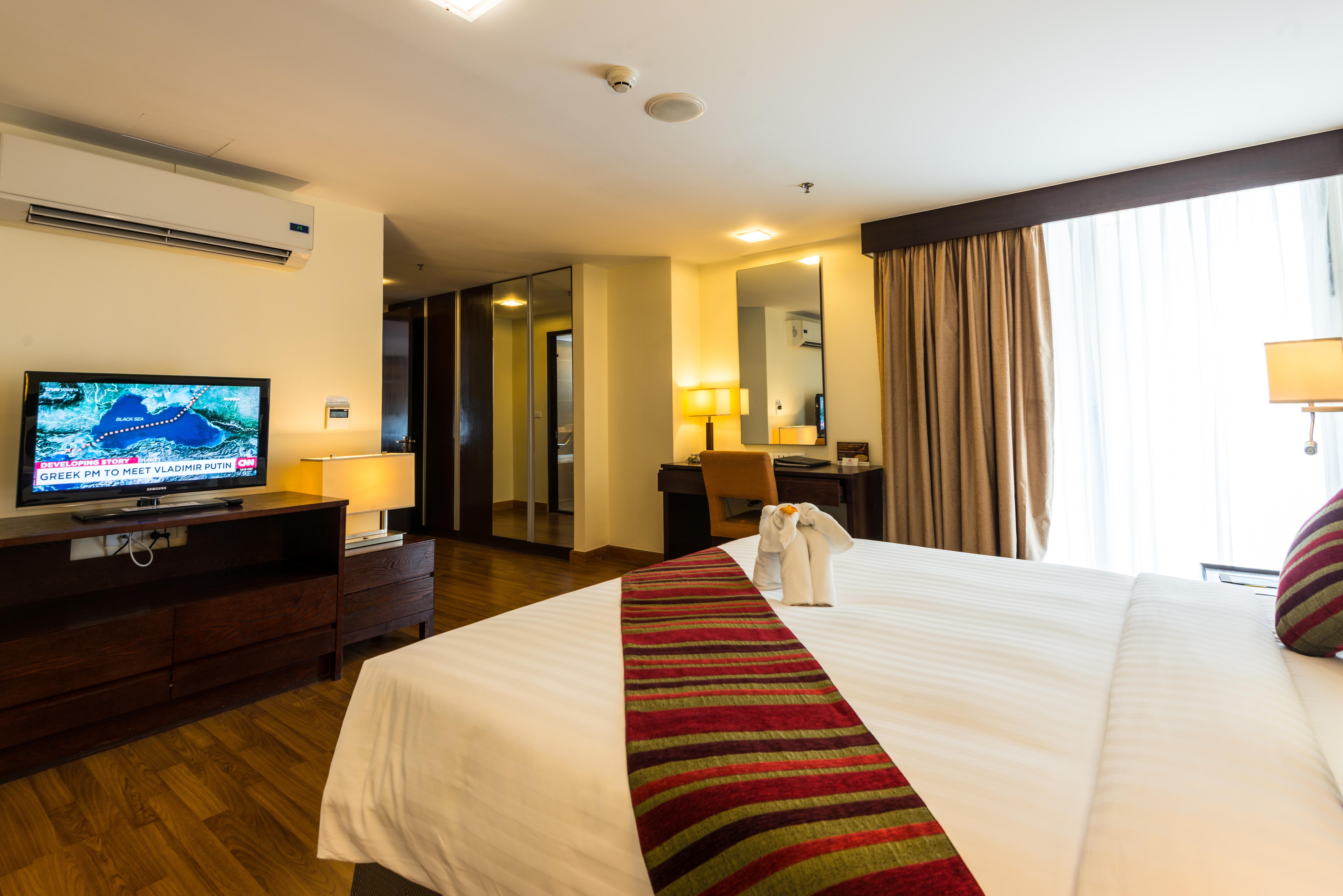 Lohas Residences Sukhumvit 2 Banguecoque Exterior foto